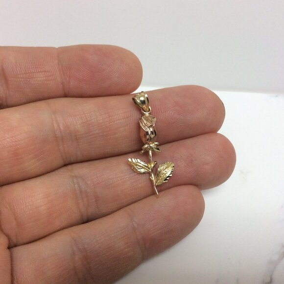 14K REAL SOLID YELLOW GOLD ROSE FLOWER CHARM PENDANT 1.60GR - Picture 4 of 7